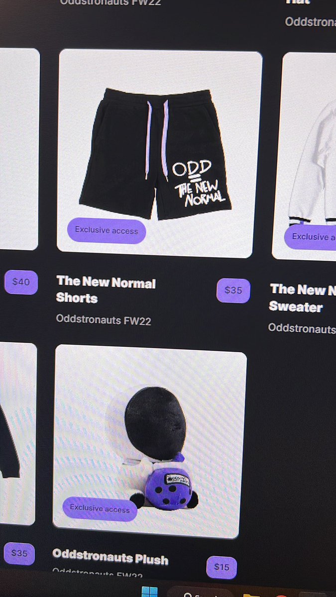 Just BURNT 2000 out of my 4000 $BOBA from staking my 20 <a href="/oddstronauts/">Oddstronauts</a> to get a free Plushie before shipping and also bought a pair of “New Normal Shorts” Recieved these amazing animated NFT’s to match my items!