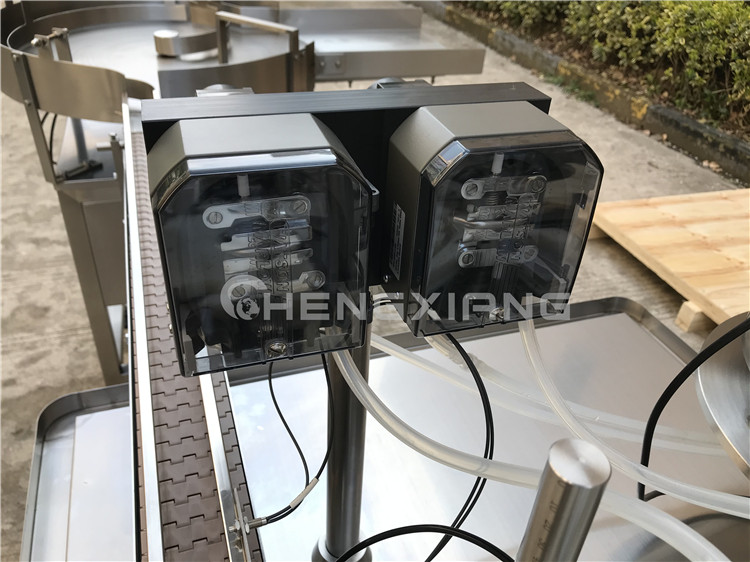 JonaGu3's tweet image. 【CHENGXIANG】Automatic 10ml 30ml Lavender Oil/ tea tree essential oil filling capping labeling machine filling line #chengxiang #essentialoilfillingmachine #lavender_oil_filling_mahcine #fillingmachine #fillingline #essentialoil #hempoil #eliquidfillingline #manufacturer