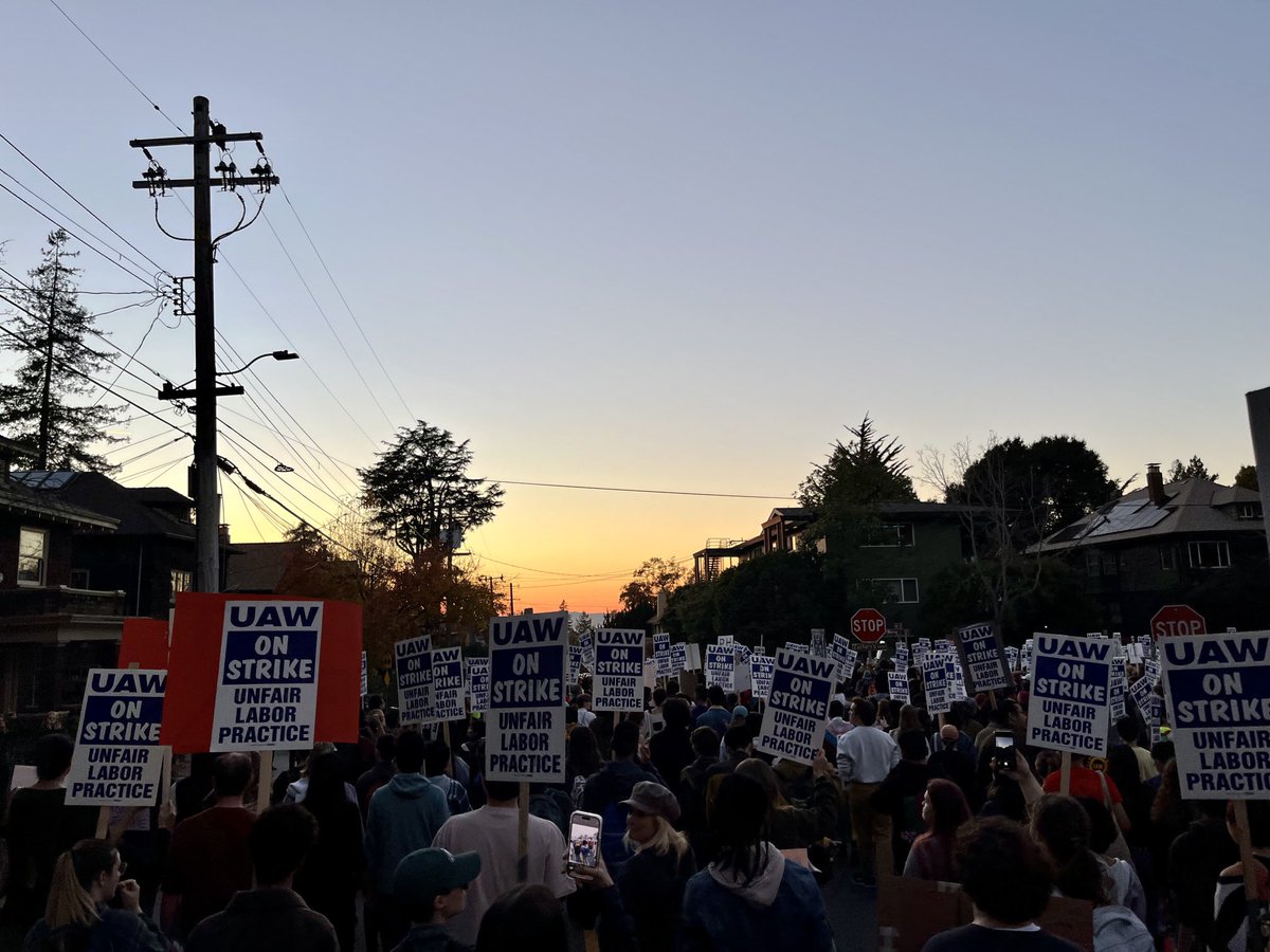 Damn since this app is still here, let academic workers go viral. #fairUCnow #strike #uawonstrike