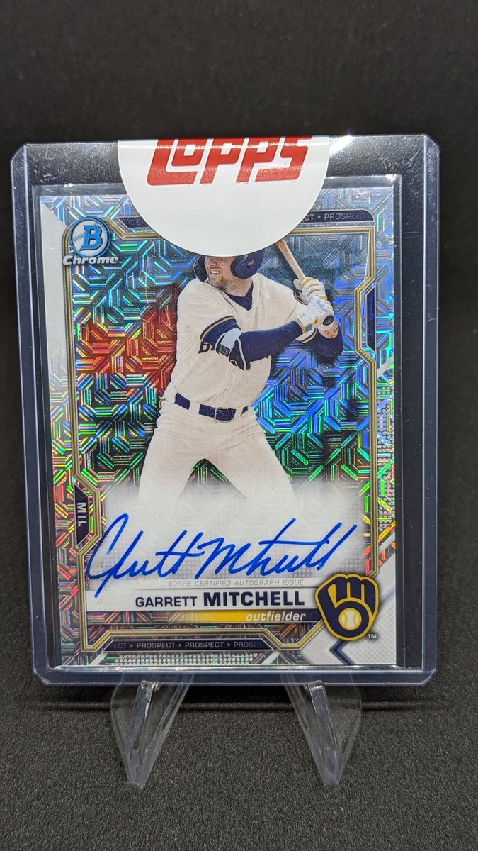 TheBurrowCC's tweet photo. GIVEAWAY TIME

As a thank you for supporting this account the winner of this #giveaway gets to pick one of the two cards below! 

Retweet!
Follow!
Tag a friend!

Ends Sunday Night! 
#thehobby #whodoyoucollect https://t.co/S5boHITqbR