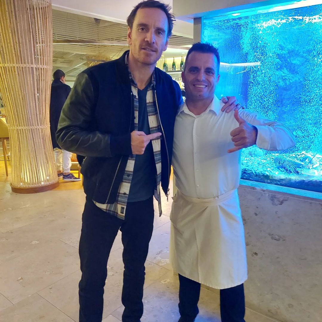 beatles_fass's tweet photo. 🆕 Michael Fassbender after the Hunger screening at #leffest tonight! 😍📸
(Src: joao.braga.121772, troubled_iogo, anastasia.raykova) https://t.co/yqYQOw5Gt1