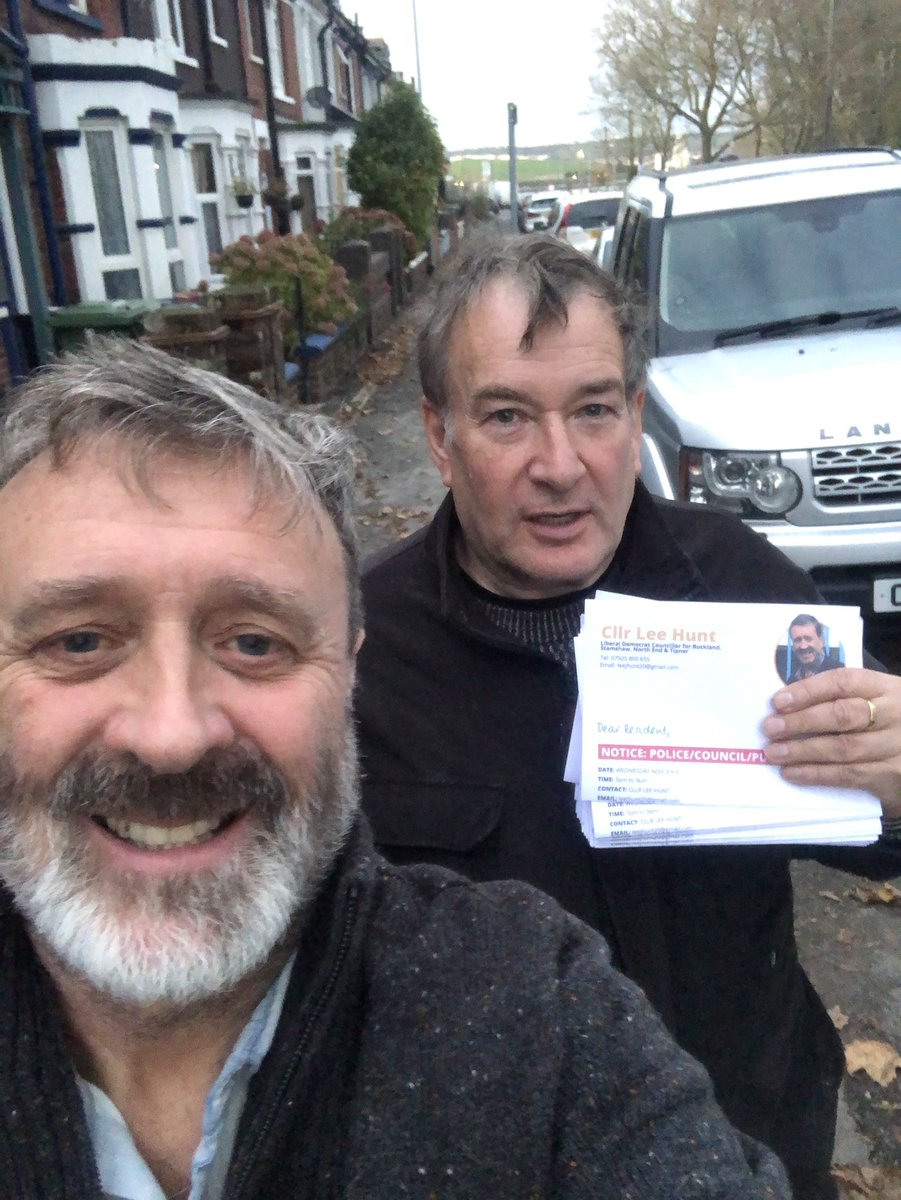 LeeHunt6's tweet photo. Out today with @adair1524 notifying residents about Wednesdayβs #Stamshaw #Tipner Community Centre https://t.co/PHbomPI7cH police/Council public meeting 23rd Nov 7-9pm arranged by #NelsonWard #LibDem team #Portsmouth @portsmouthld @LibDems #WorkingAllYearRound ππΎππ§‘πΆ https://t.co/W8k8Zsvzg6