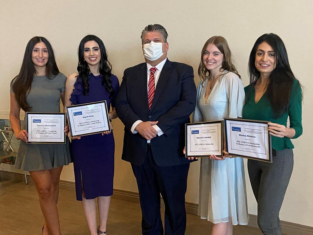 Four Local Women Honoured At ATHENA Scholarship Luncheon windsorite.ca/2022/11/four-l… #YQG