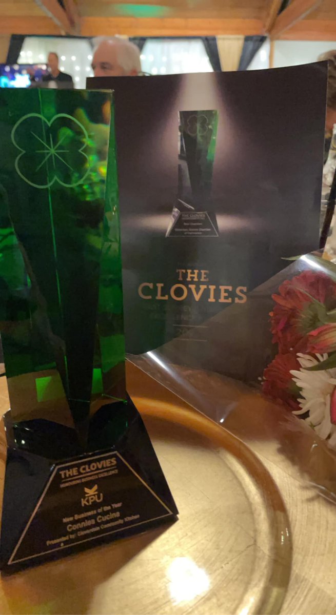cmsasoftball20's tweet photo. Congrats to Connie of Connies Cucina (#conniescucina) on winning the Best New Business of the Year Award at the recent Clovies hosted by the Cloverdale Chamber of Commerce.

https://t.co/Kte95UhrWN

#CMSAproud #conniescucina #clovieaward

🏆👏👏🎉 https://t.co/UQHVOzcOpi