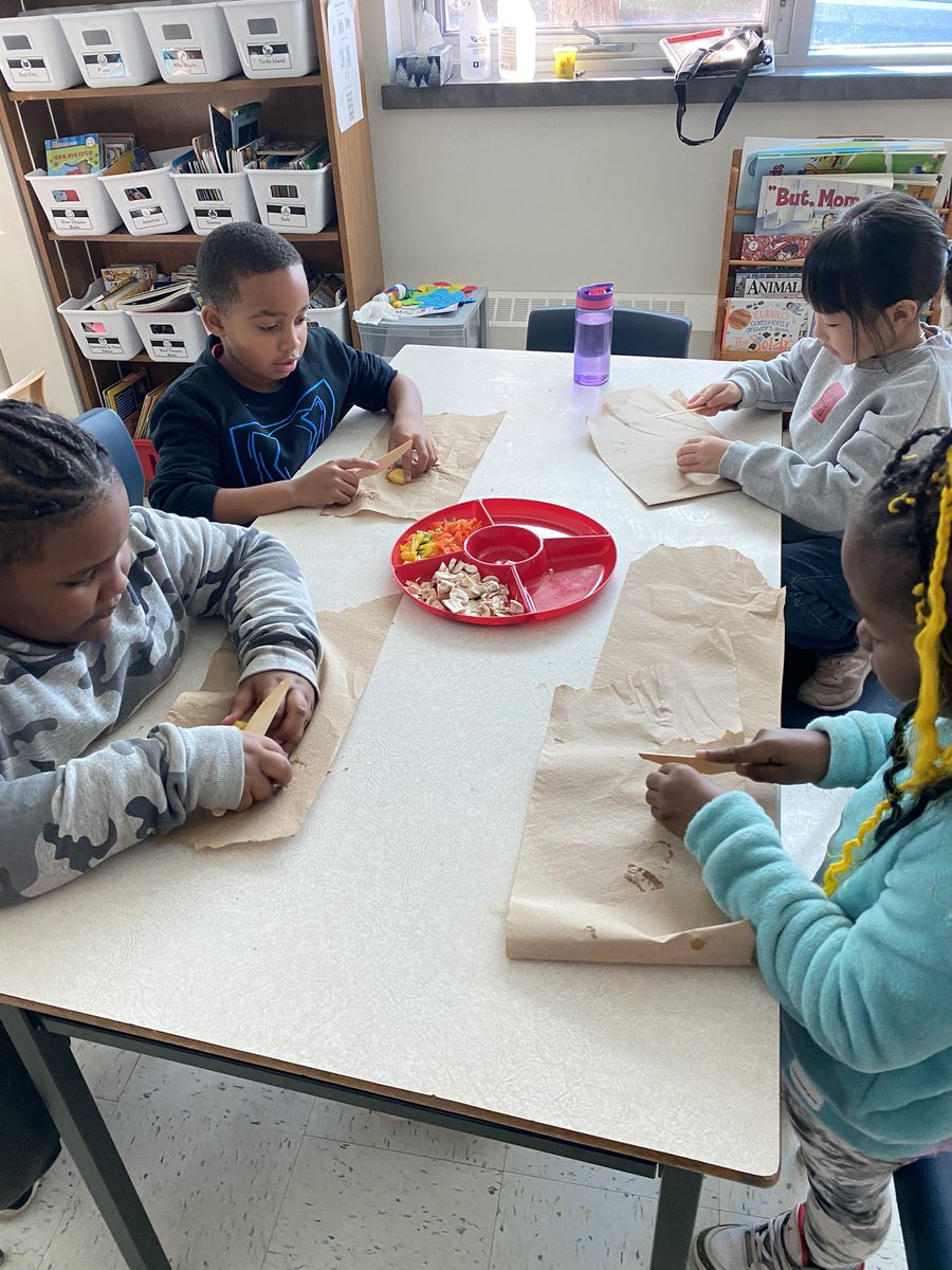 Katie Mott tweet media