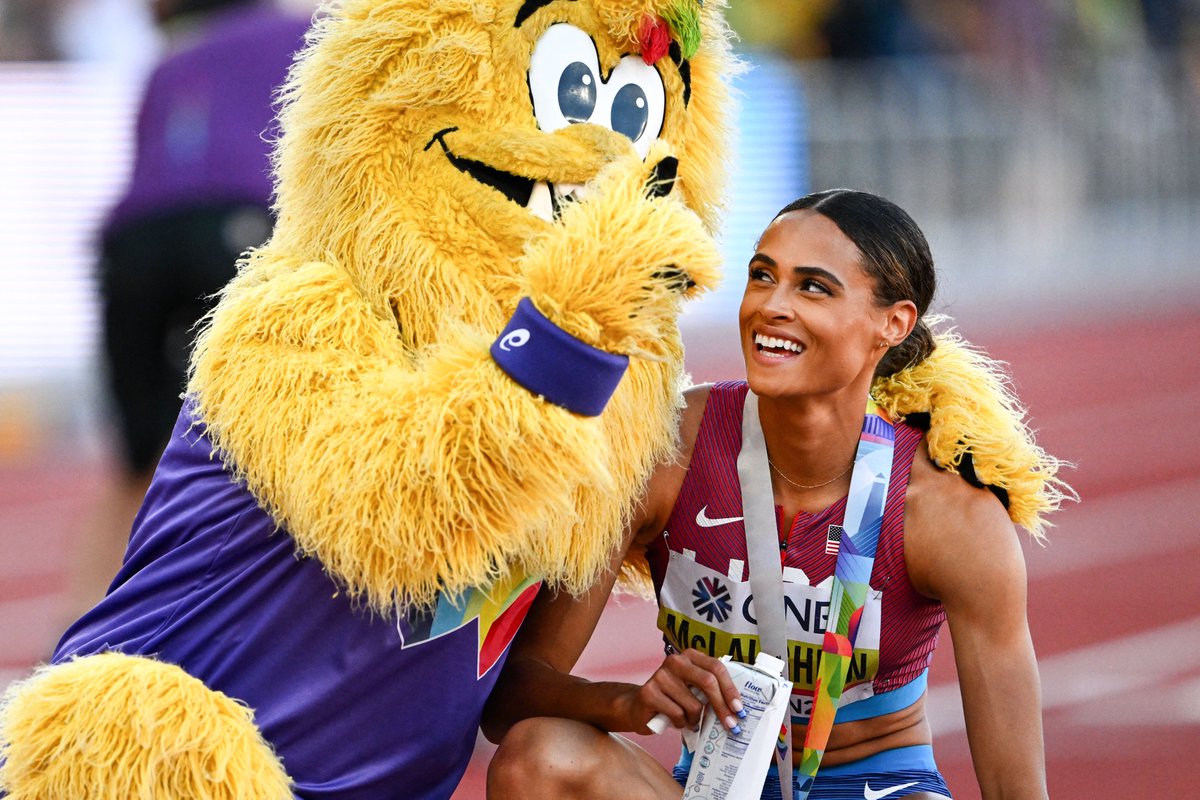 AW (@athleticsweekly) on Twitter photo Mel Watman POTY Award
Sydney McLaughlin smashed her own world 400m hurdles record not once but twice in a record-breaking 2022 🇺🇸
Vote for <a href="/GoSydGo/">Sydney McLaughlin-Levrone</a> below ⬇️ Mel Watman POTY Award
Sydney McLaughlin smashed her own world 400m hurdles record not once but twice in a record-breaking 2022 🇺🇸
Vote for <a href="/GoSydGo/">Sydney McLaughlin-Levrone</a> below ⬇️