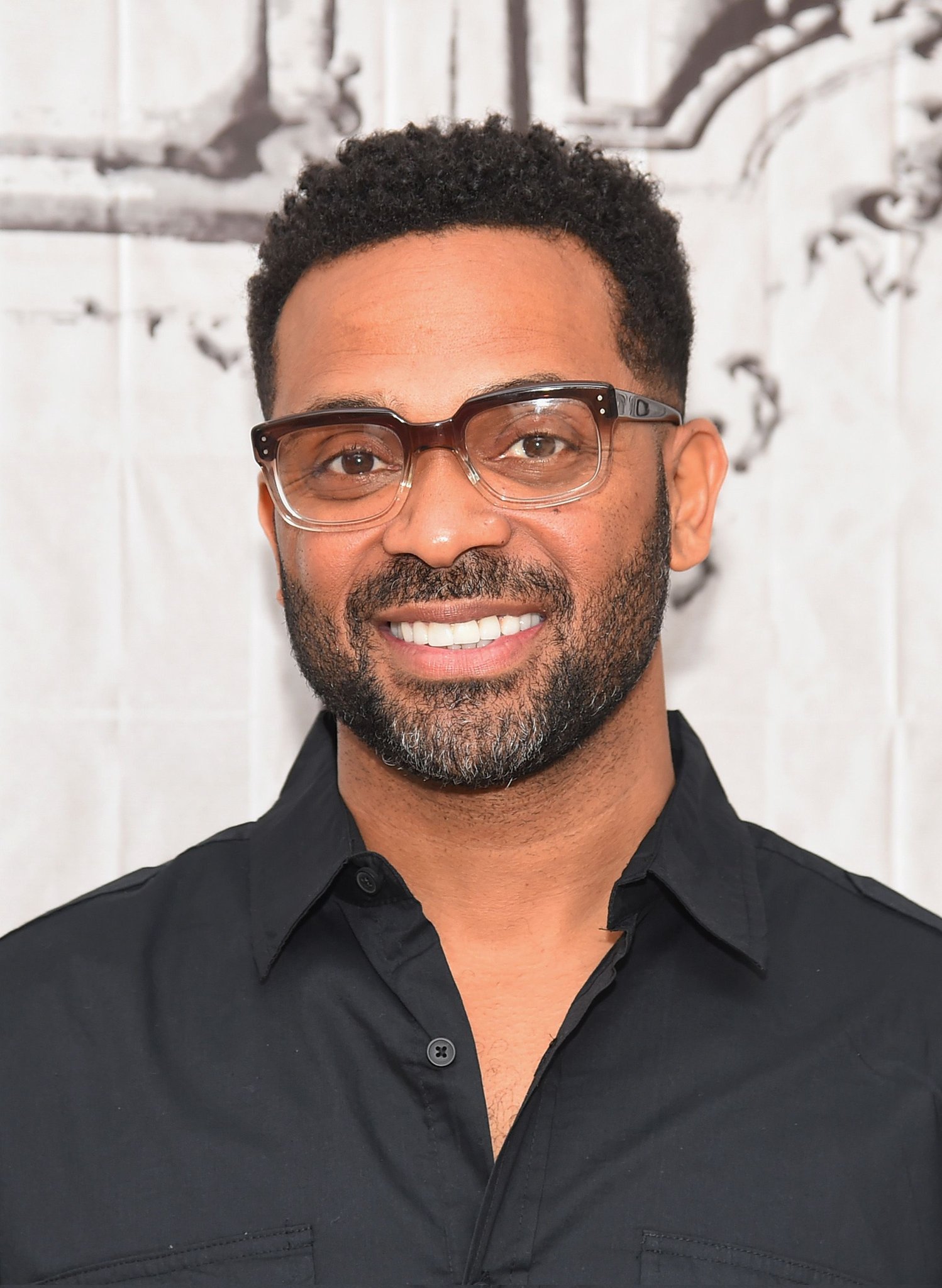 HAPPY 52ND BIRTHDAY MIKE EPPS 