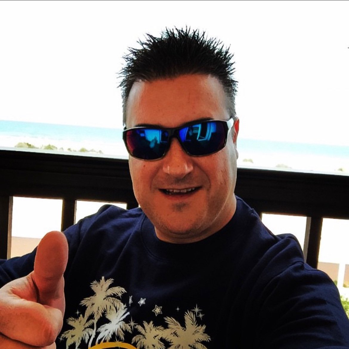 ¡Hellooo! 🙌🏻

Ya estamos listos y preparados para comenzar una nueva edición de Music Box en KISS FM.

¿Te apuntas? 💋

🔊 kissfm.es/player 🔊

#EstoEsKISS