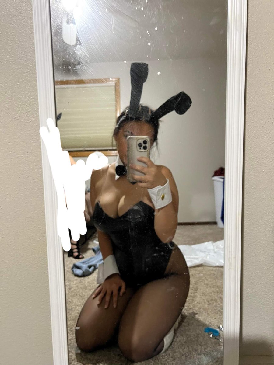 purediaa's tweet photo. I love money and money loves me (: #findom #FinDomAlpha #SneakyLink #meetups #meetup #hotelmeetup #Detroit #Michigan #waynestate #humanATM #Detroitfreaks https://t.co/tASZReJjUD