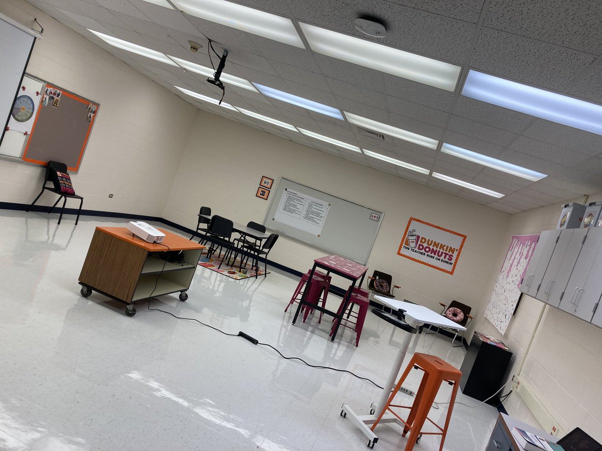 LightUpLiteracy's tweet image. Getting fired up about presenting in this amazing space at #IgKnight22 ##KanelandRunsOnDunkin ⁦@laurargarland⁩