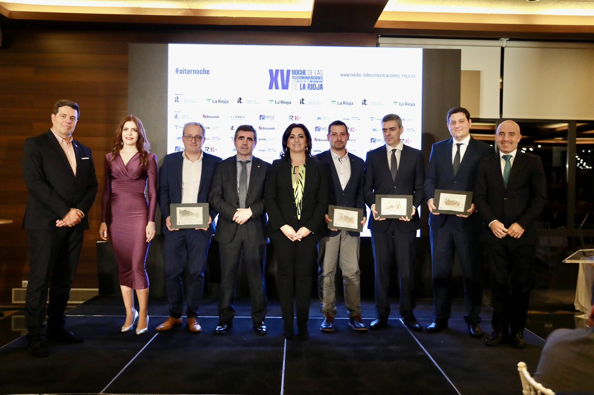 ConchaAndreu's tweet photo. Participamos un año más en la XV Noche de las Telecomunicaciones y Sociedad de la Información de #LaRioja. ¡Enhorabuena @oalonsoh, @Hiberus, #ElliOTcloud y @RiojaBordon por tan merecido reconocimiento! Qué importante es seguir avanzando en la universalidad de servicios digitales https://t.co/nk0gtS6hYV