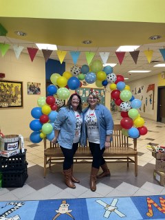 Newark_PS (@newark_ps) on Twitter photo Perkins students and staffs celebrated "50 Magical Days" at school today! The decorations and academic creativity made Perkins a "Wonderful World." #NewarkPride <a href="/NewarkCSD/">Newark Central School District</a> #BeKind <a href="/MrCzerkas/">Peter Czerkas</a> <a href="/Newark_PS/">Newark_PS</a> 🦊 Perkins students and staffs celebrated "50 Magical Days" at school today! The decorations and academic creativity made Perkins a "Wonderful World." #NewarkPride <a href="/NewarkCSD/">Newark Central School District</a> #BeKind <a href="/MrCzerkas/">Peter Czerkas</a> <a href="/Newark_PS/">Newark_PS</a> 🦊