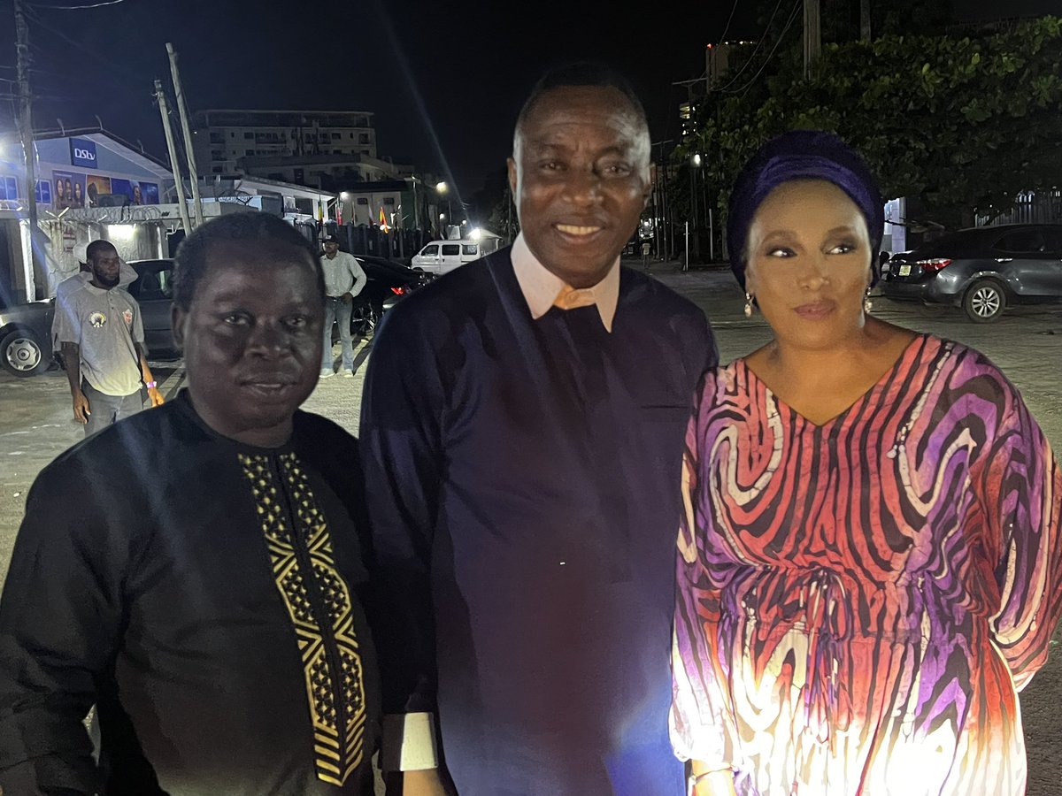 YouthRisingNG's tweet image. YeleSowore On #EndAsuuStrikeNow: 
“If you want to cut the salaries of those not working, you should start with the President @MBuhari because he barely works~~ Omoyele Sowore on the #TheCandidates with @KadariaAhmed  #WeCantContinueLikeThis