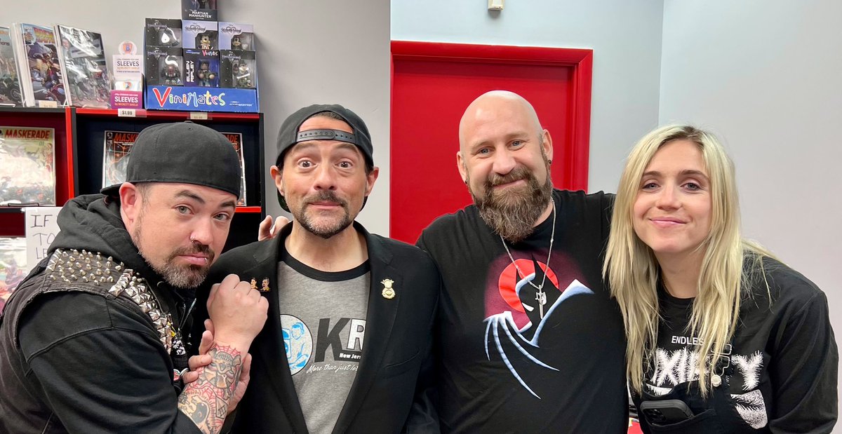 Matt_Westphalen's tweet image. Last weekend after over 11 years of trying @ThatKevinSmith finally came to Oklahoma &amp;amp; it was worth the wait! The crowd @TheAuditoriumOK was crazy loud! Oklahoma definitely showed their love for our fearless leader! Thank you to all those who helped make it happen!!! #KevinSmith