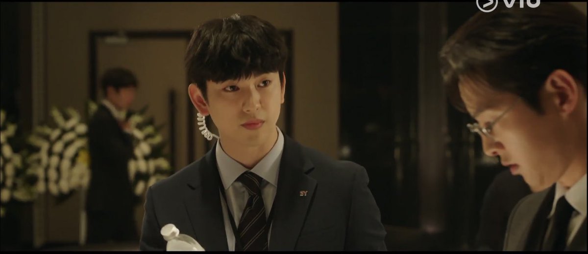 kdrxmaaa's tweet photo. WHAT IS #Jinyoung DOING IN #RebornRich?! The duo we never knew we needed😔 #RebornRichEp1 https://t.co/dDp9MCCwtM