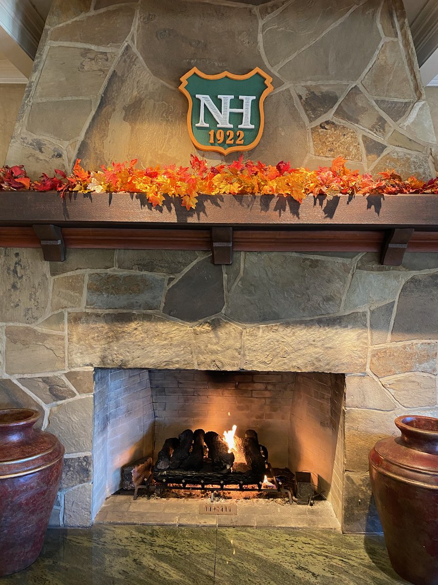 NorwoodHills's tweet photo. We would like to thank Norwood Hills Maintenance Technician Bob Turner for creating this wooden replica of our crest logo. #NorwoodHIills #CountryClub #Golf #GolfSTL https://t.co/pf3H0JexQd