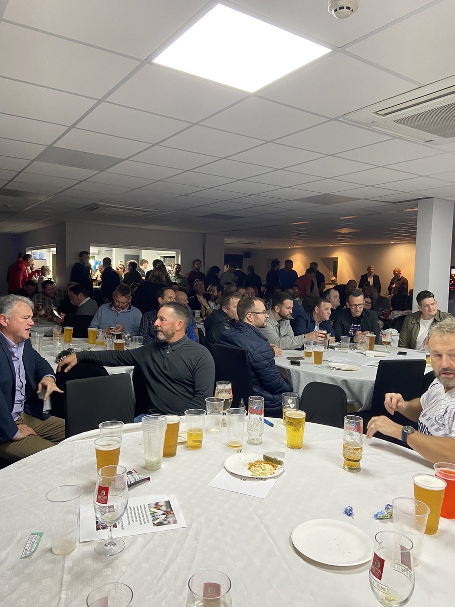 Well done <a href="/deanmachine83/">Dean Davies</a> <a href="/MorganElisSol/">MorganElisSolicitors</a> great to see the Carmarthen town football club packed tonight fantastic night 🍺