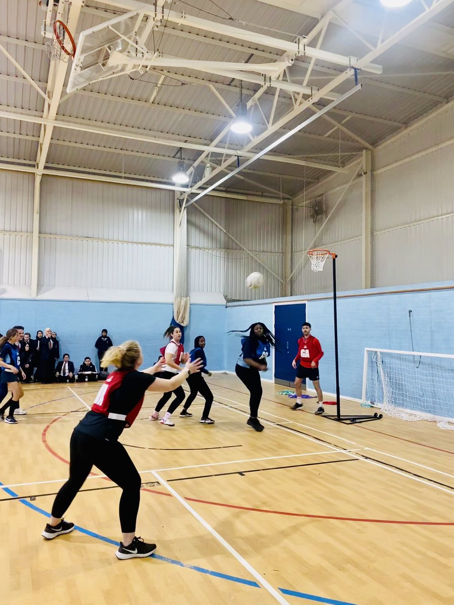 Miss Z Goharnejad tweet media