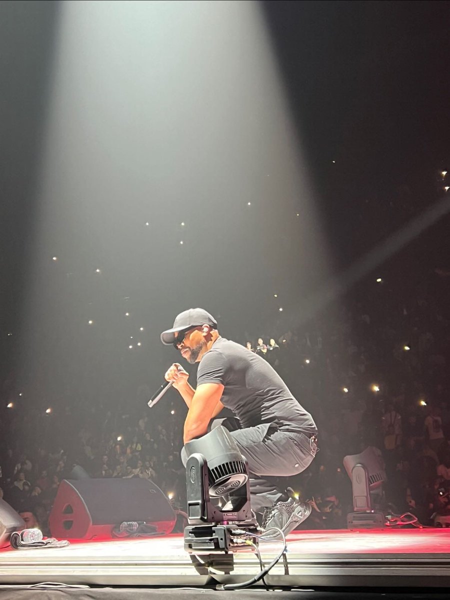 TeamRoh2f_'s tweet photo. BERCY PART 2 ?  
U ARENA ? 
PARC DES PRINCES ? 
À quelle suite vous vous attendez pour  @rohff ??  LET’S GOOO 🏟️🏟️🔥🔥
#Rohff #Roh2f #concert #accorarena #bercy #uarena #parcdesprinces #paris #teamrohff https://t.co/vhqhNYjgye