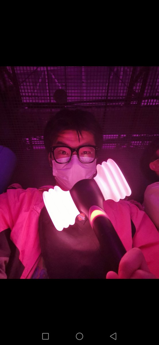 Mrwangsama's tweet photo. 回国倒计时34天，来韩国瘦了20斤😭😭 https://t.co/5f06ndLBOB