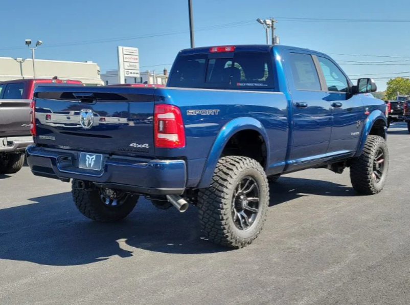 RentschlerCJD's tweet image. Rentschler CJDR is your home for #CustomBuilt lifted trucks! We work with a variety of suppliers such as #Badlander and #RockyRidge and can even build the exact truck you want right at the dealership! bit.ly/3V94THc