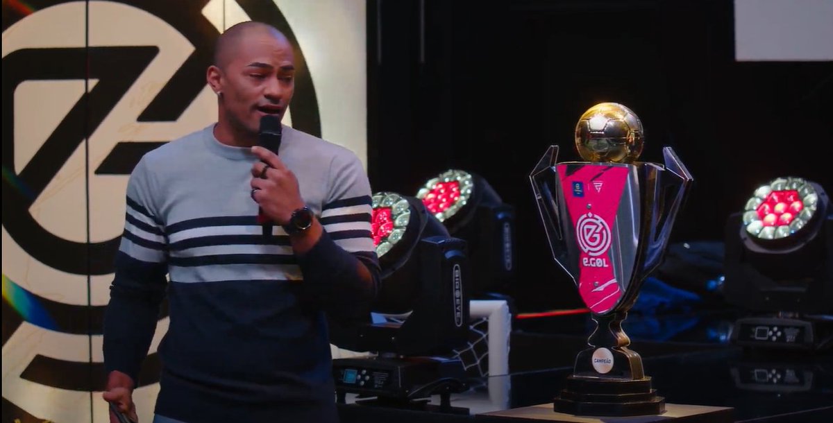 O brabo <a href="/BlackWill88/">BLACKWILL | Apresentador Games e Esports</a> quer saber: QUEM VAI LEVAR ESSA TAÇA PRA CASA?

Vem pro #eGOLFinals, meu jovem! 

🔗youtube.com/watch?v=SBmu0C…
🔗youtube.com/watch?v=SBmu0C…
🔗youtube.com/watch?v=SBmu0C…

#eGOL #eFootball #Futebolvirtual <a href="/sportv/">sportv</a>