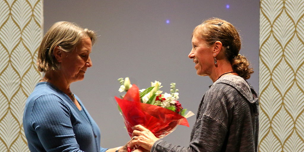 Congratulations to Director of Facilities and Construction John Crompton and History Faculty Libby Parsley!  Mr. Crompton received the NBOA Professional Achievement Award.  Ms. Parsley was presented with The Alice C. Jenkes Chair in History.  Read more: ow.ly/4zS350LIAlS