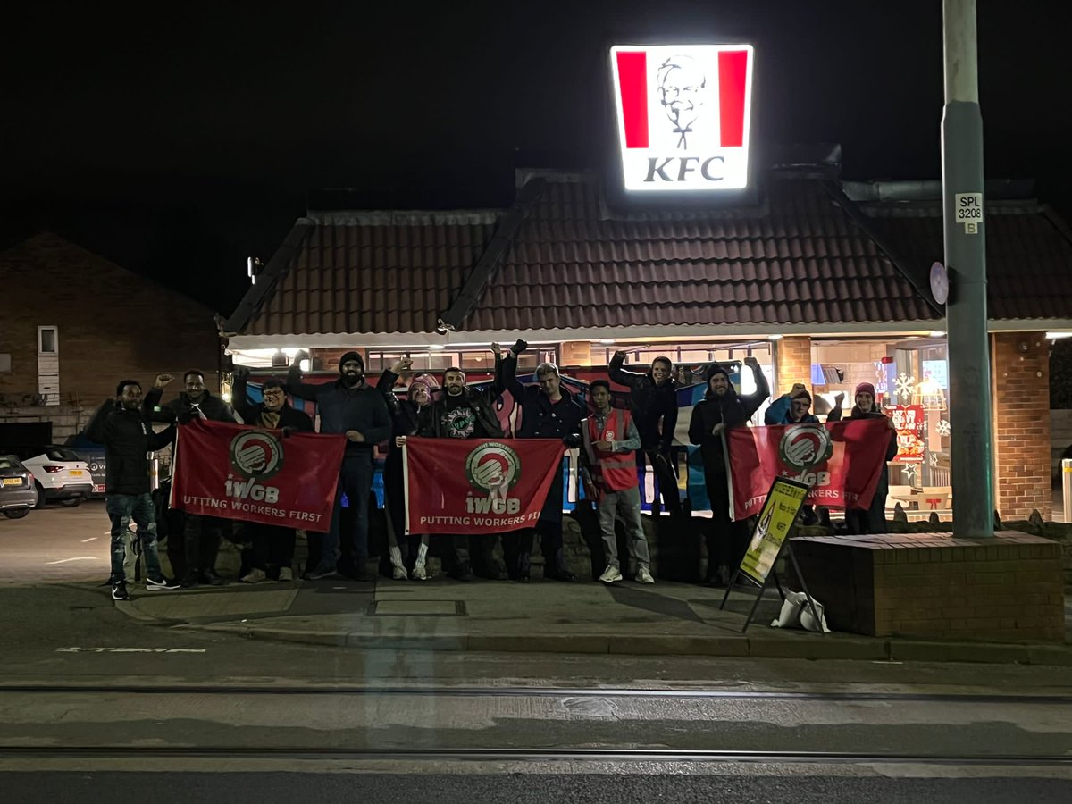 ✊🏾 THIS IS WHAT HAPPENS TO RESTAURANTS THAT DISRESPECT DELIVERY DRIVERS!

We sent a petition, tried to meet the bosses... Nothing.

🥳 Today we boycotted <a href="/kfc/">KFC</a> City Rd Sheffield and won all our demands! No more waiting in the cold, no more disrespect, or we boycott again!!!