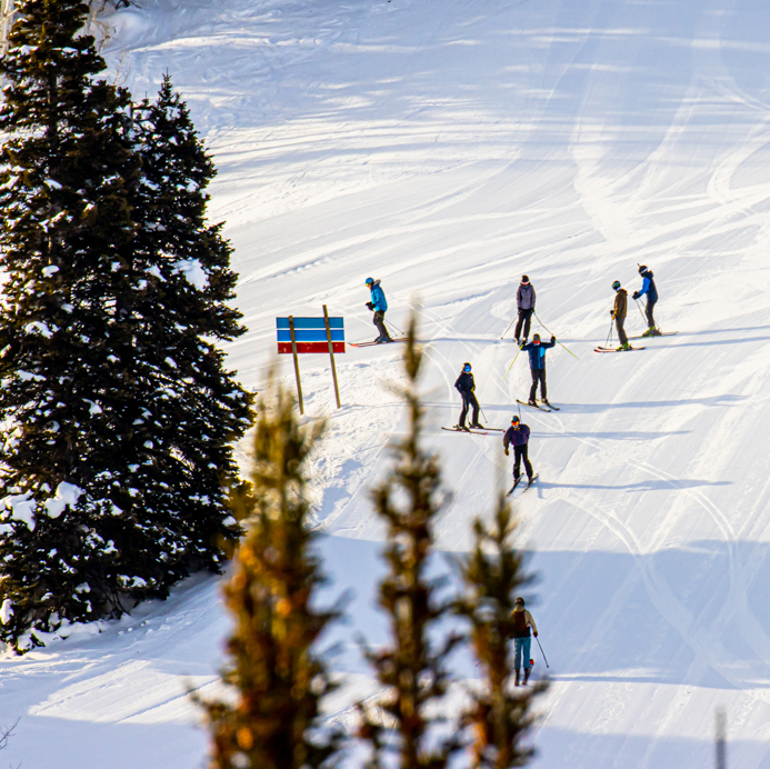 skithebeav's tweet photo. Our 2022-23 ski season is just around the corner. Soon, you'll be able to meet with your friends and hang out at The Beav. Are you ready?

#skithebeav #TheBeav #skiutah #bringyourfriends #utahisrad https://t.co/xcbn1riGe8