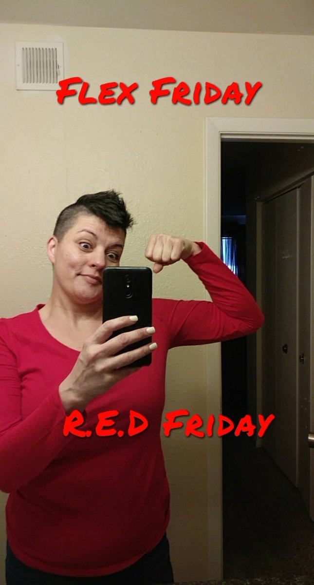 #HappyFridayYall #REDFriday #FlexFriday 

Let me see your #flex