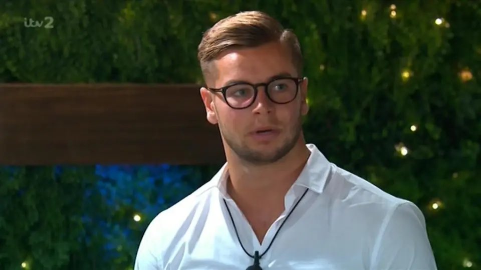 Scarlet working on her rap to lift the mood a bit #ImACeleb