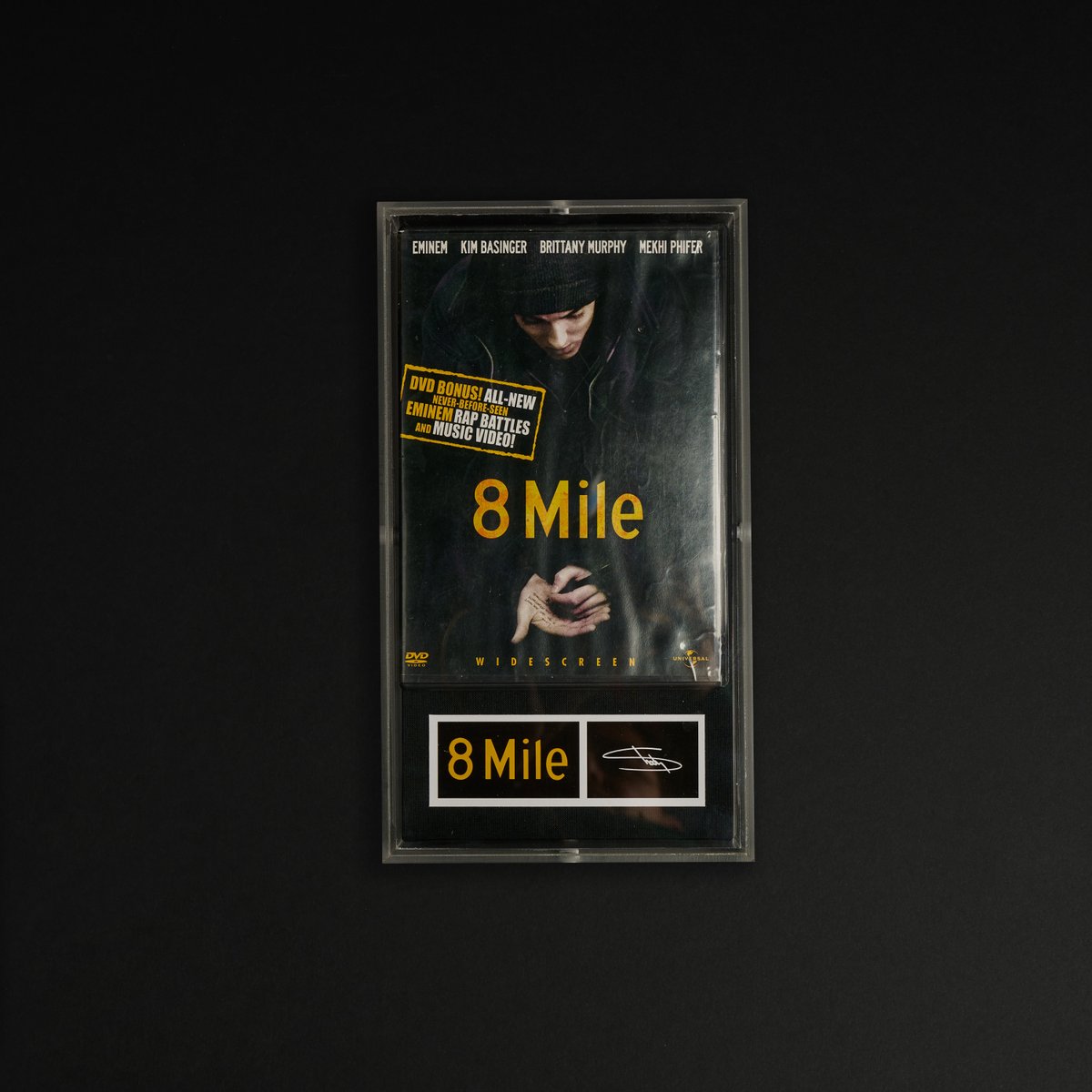 Eminem's tweet photo. "There's a certain mystique when I speak, that you notice, that's sorta unique"🎤 Collectibles for the #8Mile20 Capsule drop Tuesday- Sign up for first access: https://t.co/0o47yuRpDB https://t.co/9H5knfbC0t