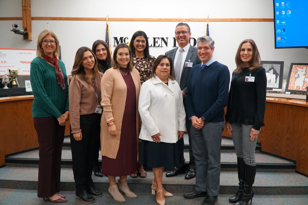 Campuses have been making their Executive Summary Evaluation presentations to district leadership. Here, pictured with district leaders are members of the Gonzalez Elem. leadership team. 
#DistrictOfChampions #GreatnessStartsHere #WithMe