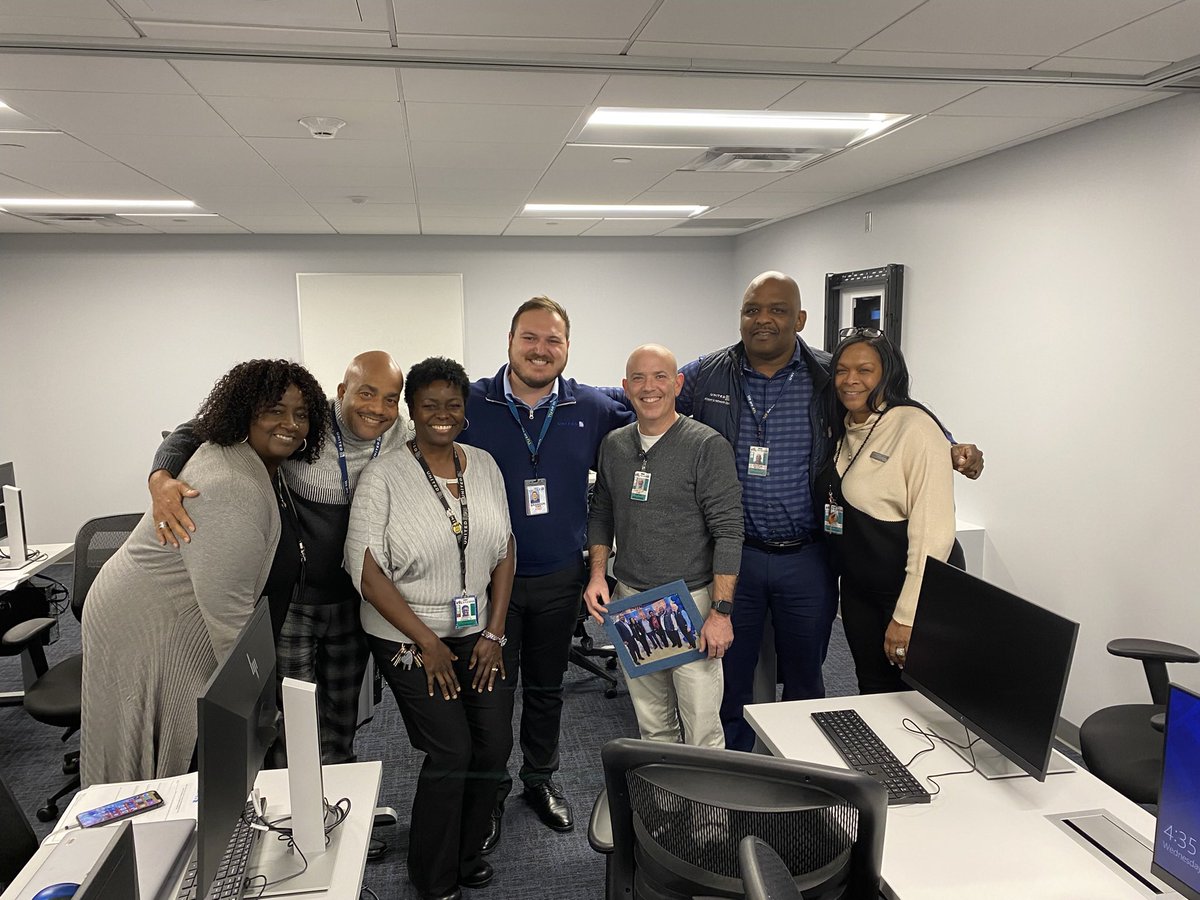 Had a great time co-facilitating a class in ATL for our line station leadership. We even had Brandon King from FLL join us. This is a picture of the team wishing ATL SAS Mark Honeycutt all the best as he transfers to MCO.