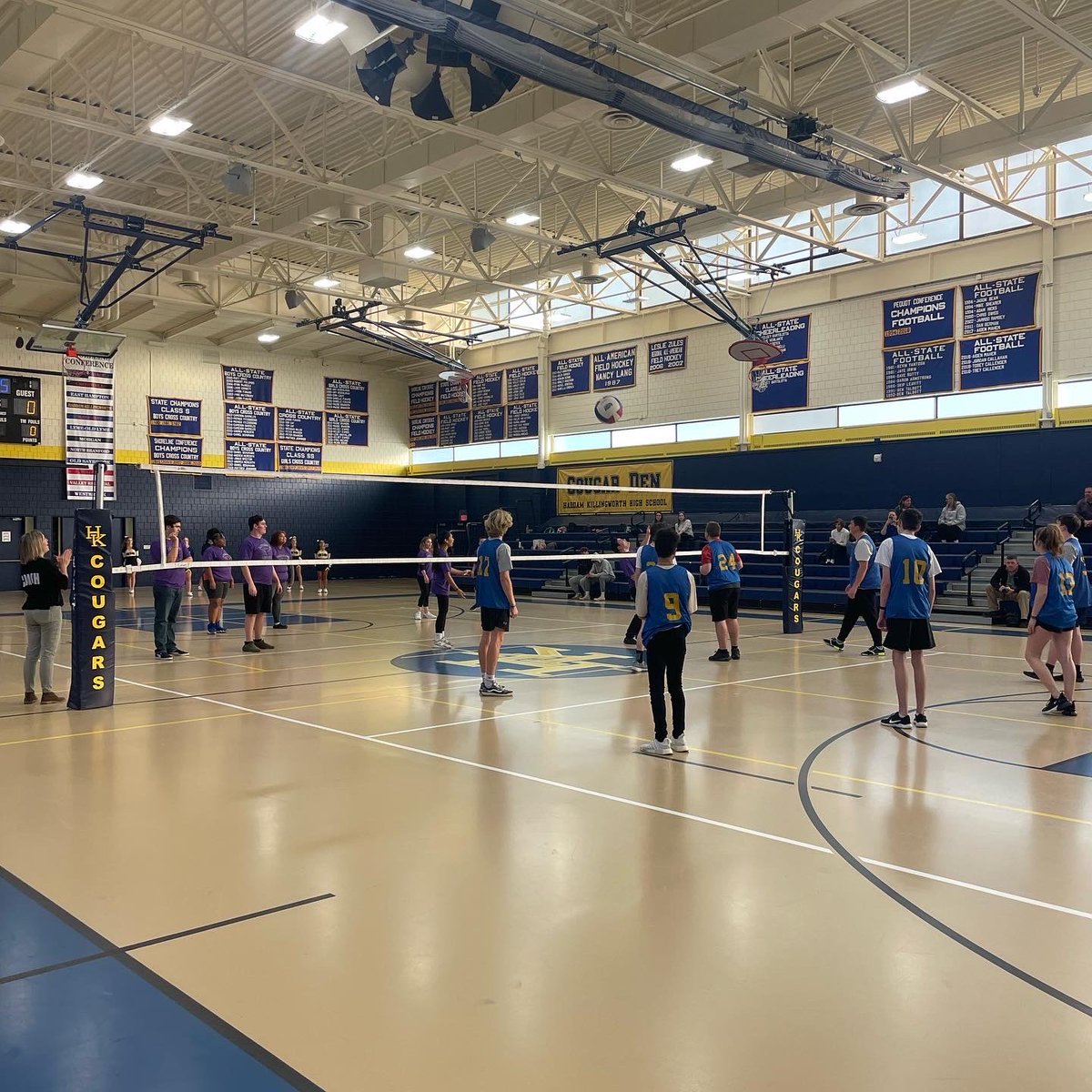 _SLC_Athletics's tweet photo. Yesterday Unified Teams from Haddam-Killingworth, Valley, and North Branford got together for a volleyball tournament!!! Good times had by all! 🏐 #unified #unifiedvolleyball @specialolympicsct 
#ShorelineConference #SLC #SLCTournament
@ciacsports https://t.co/wijA1Gs809