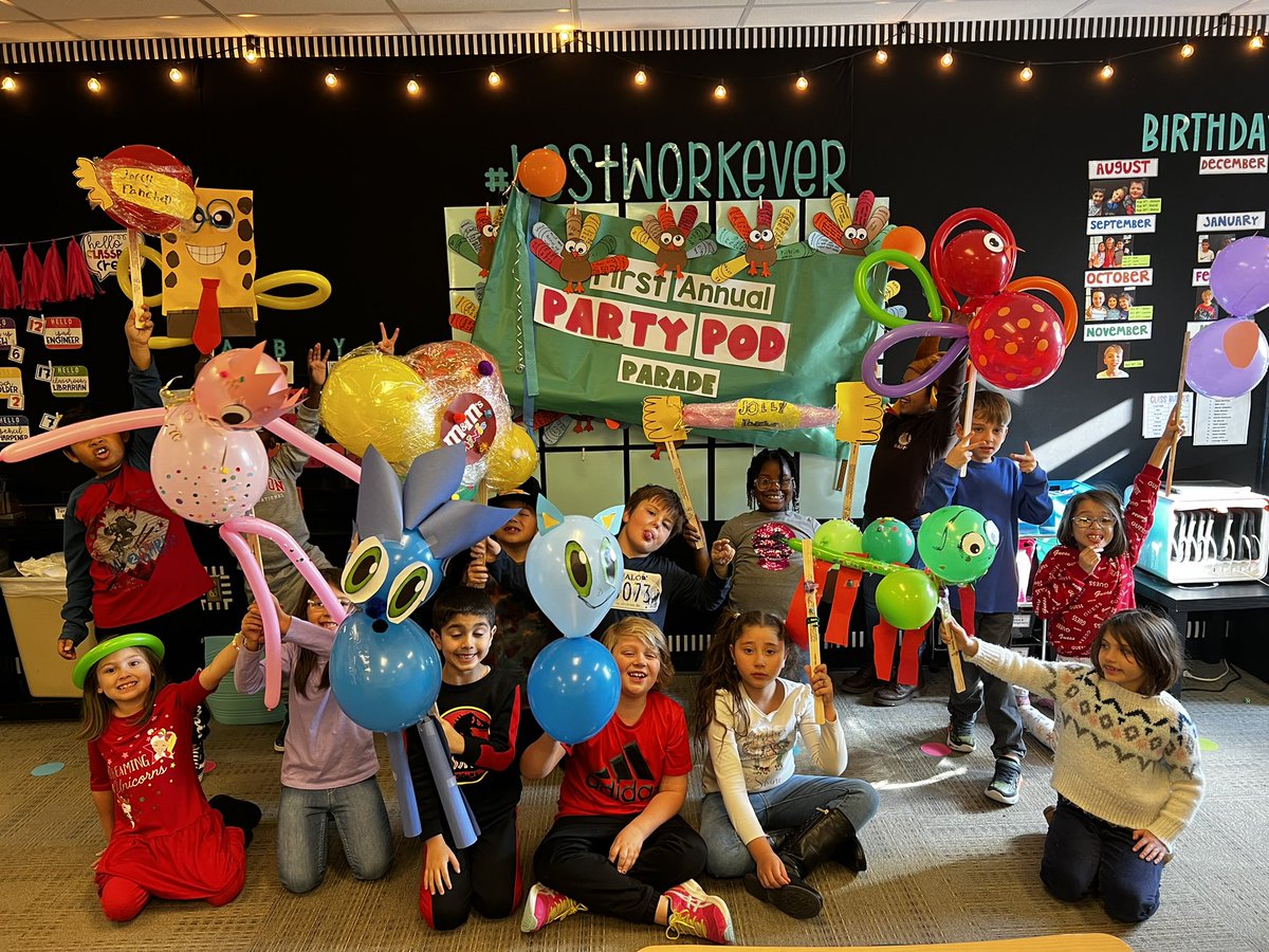 abby_thomps's tweet photo. After reading Balloons Over Broadway, Second Grade put on their First Annual Thanksgiving Parade! The kiddos did awesome planning, creating, and improving their balloons. Happy Thanksgiving! ๐ฆ๐๐งก #partypod #STEM https://t.co/cTVzfaWOlK