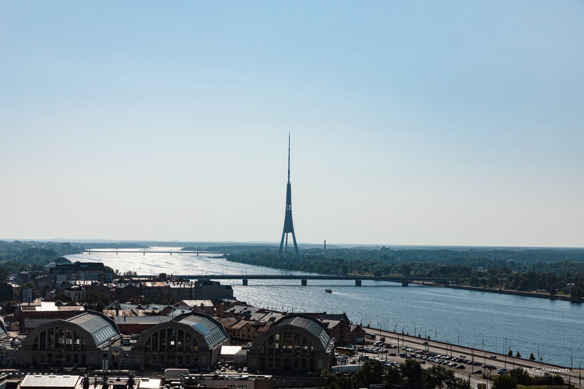 JPhotomoments's tweet photo. Happy birthday dear Latvia! ❤️

#Latvija #18novembris https://t.co/V9CkZ8uw6D