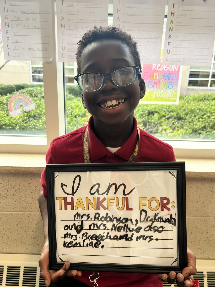 Mhs5th's tweet photo. Thankful for our amazing students. Take a look at what they are thankful for. 💛🤎💛🤎 @miltonhershey https://t.co/U4DAV8wUzR