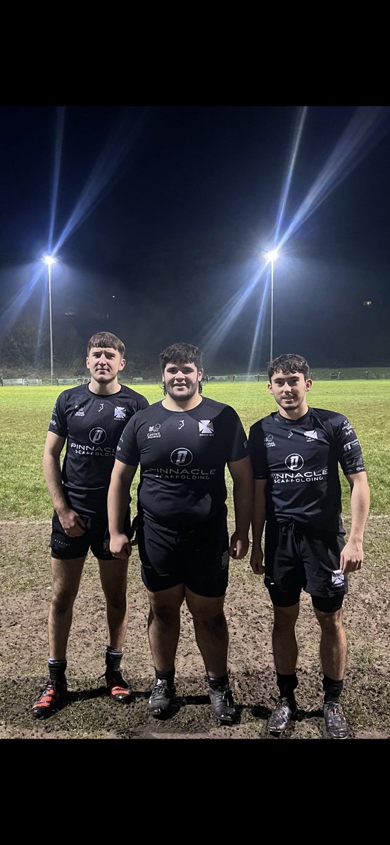 Great to see 3 ex neath school boys represent <a href="/neathrfc/">Neath RFC</a> tonight at the tender age of 18. Well done boys