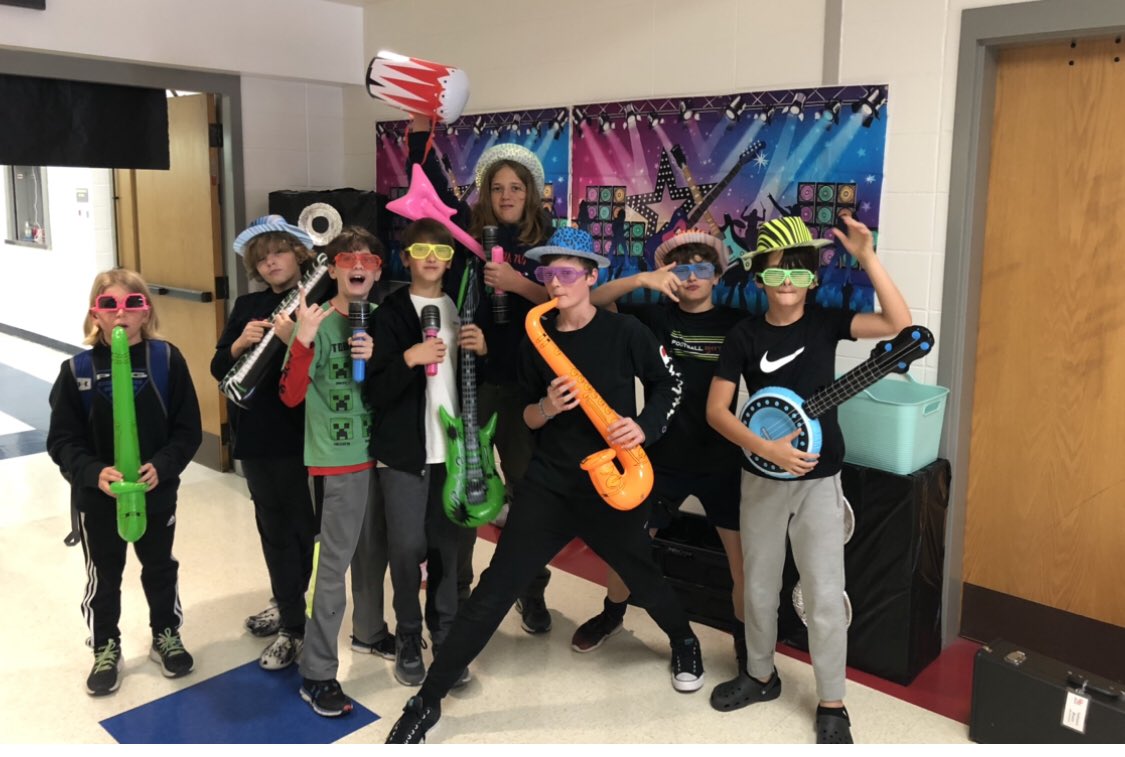 Hailey Carter tweet media