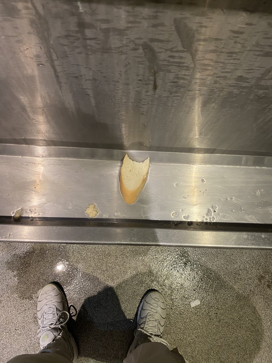 Few pints and a garlic bread for the way home..