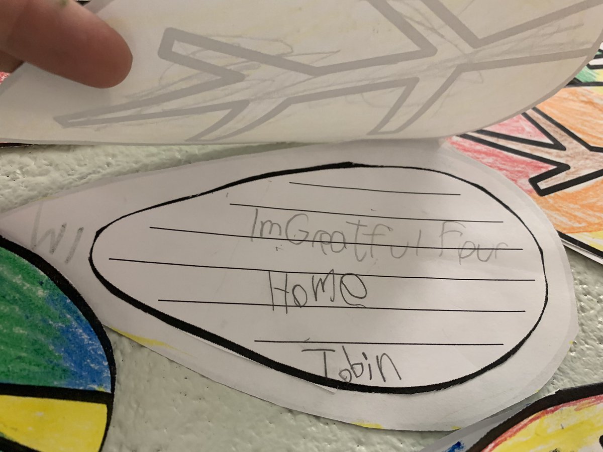 Nottingham’s Gratitude Tree is sparkling with color and love. So proud to be part of this community of learners! <a href="/NTMKnightsAPS/">NottinghamES</a>