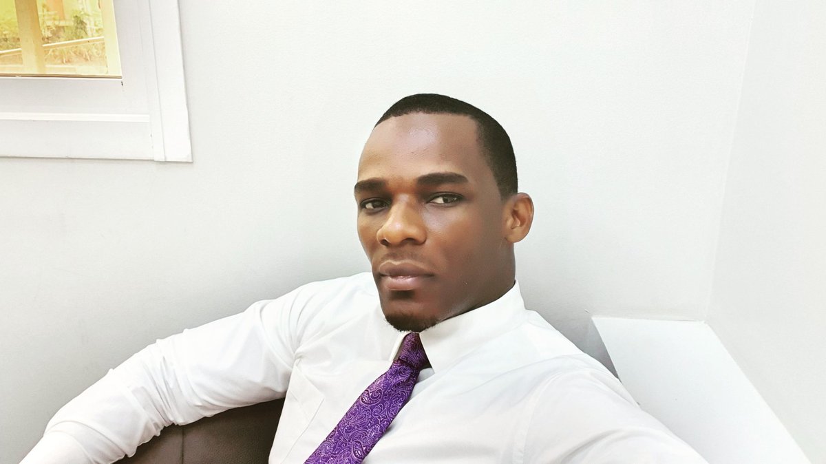 BaruaniTresor's tweet photo. Je rends grâce à Dieu Tout puissant et exprime toute ma gratitude au Chef de l'Etat @fatshi13 qui a accordé sa confiance à ma modeste personne en me nommant Président du Conseil d'Administration de la Société #TRANSACADEMIA.
Une occasion de plus pour moi de servir mon pays. https://t.co/mLayajV7oa