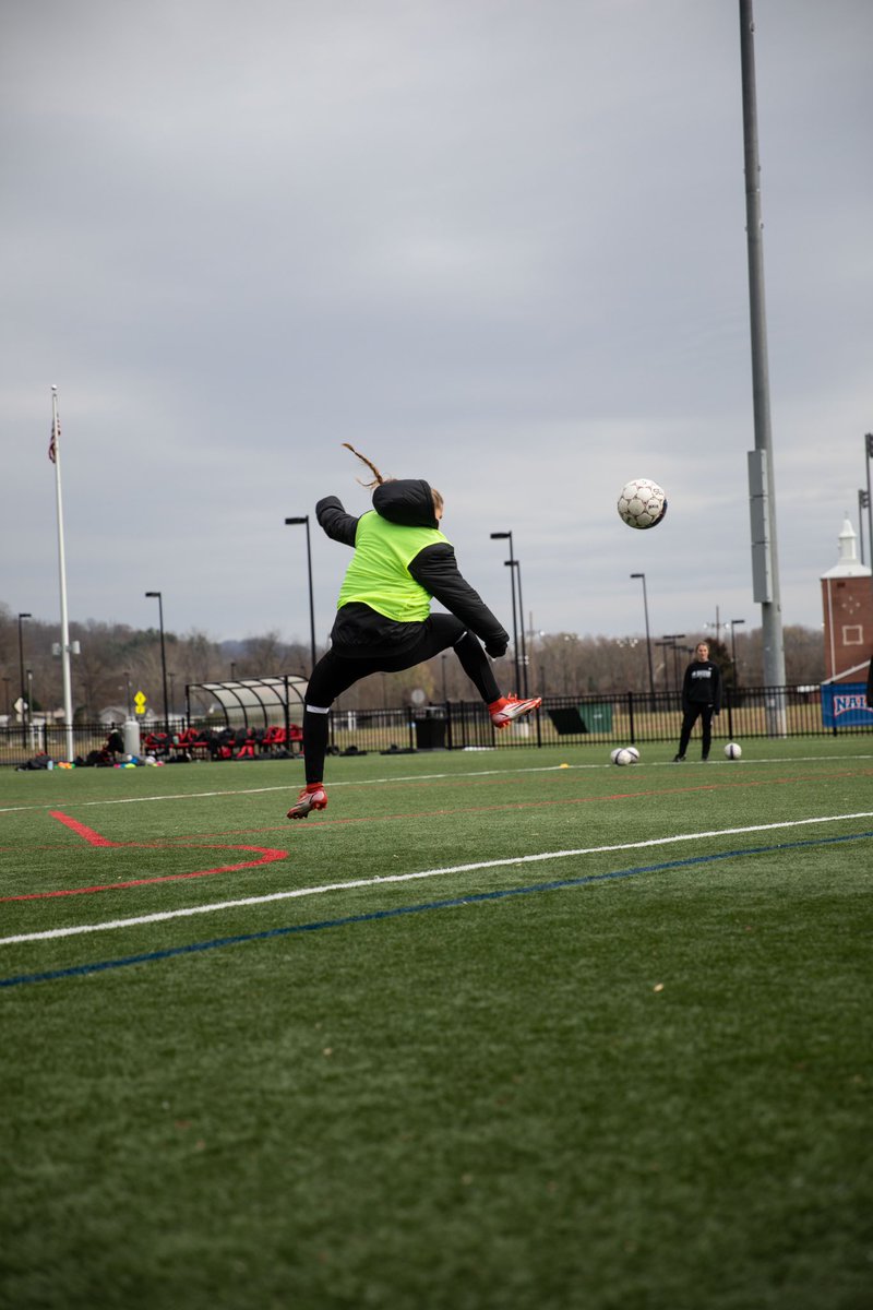 The Wildcats practiced in preparation for tomorrows match against the Cumberlands!

No. 14 @iwuwsoccer 🆚 No. 3 Cumberlands
🏆 NAIA Second Round
⏰ 6:00 p.m.
📍Williamsburg, Kentucky 
📺  bit.ly/WSOC-2ndRoundW…
📈 bit.ly/WSOC-2ndRoundS…

#BattleForTheRedBanner