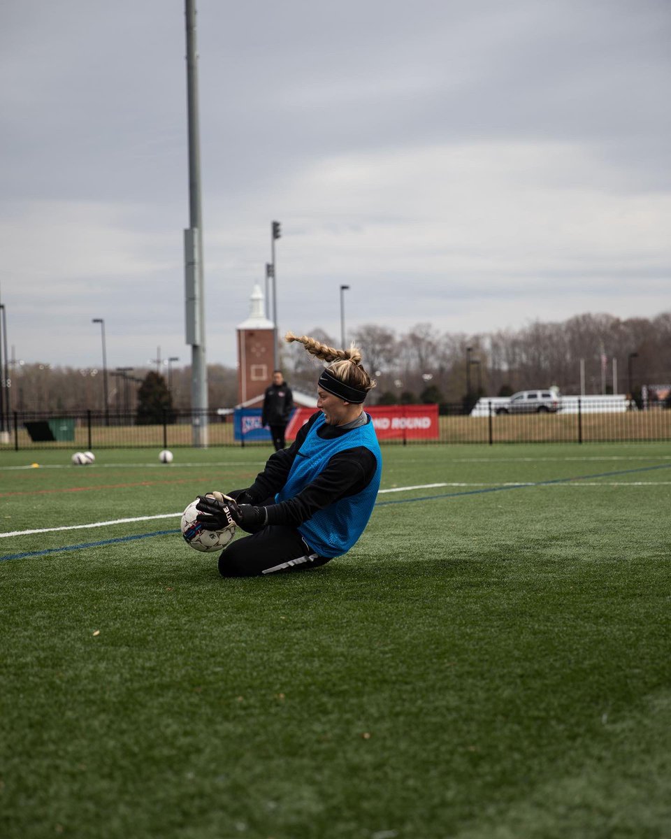 IWUWildcats's tweet photo. The Wildcats practiced in preparation for tomorrows match against the Cumberlands!

No. 14 @iwuwsoccer 🆚 No. 3 Cumberlands
🏆 NAIA Second Round
⏰ 6:00 p.m.
📍Williamsburg, Kentucky 
📺  https://t.co/sGm2y7n3Xi
📈 https://t.co/EilwH1QC1r

#BattleForTheRedBanner https://t.co/ItimaMMYHt