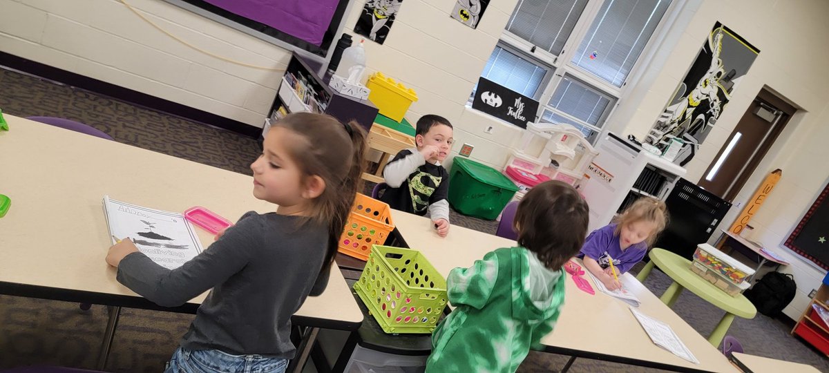 Mrs. Taulbee tweet media