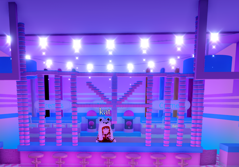 Ssnail_ko's tweet photo. only took a little under an hour! @royale_high https://t.co/2avwlUVbti
