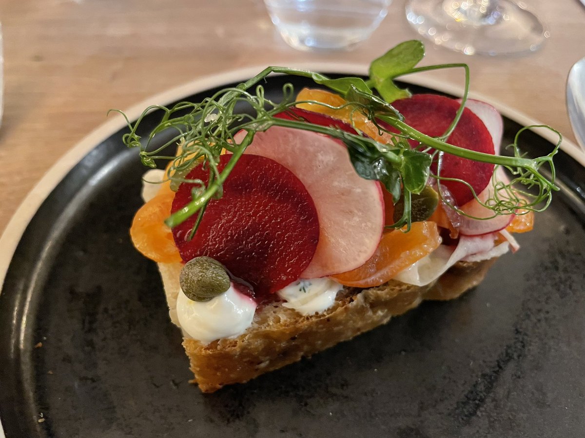 Mark O'Neill tweet media