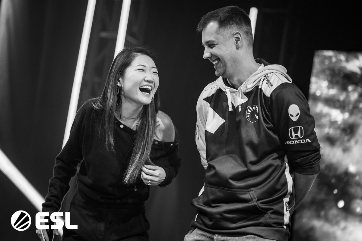 ESLSC2's tweet image. 🤟 @Liquid_MaNa @Smix