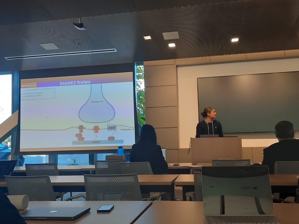 Gabrielle Devienne tweet media